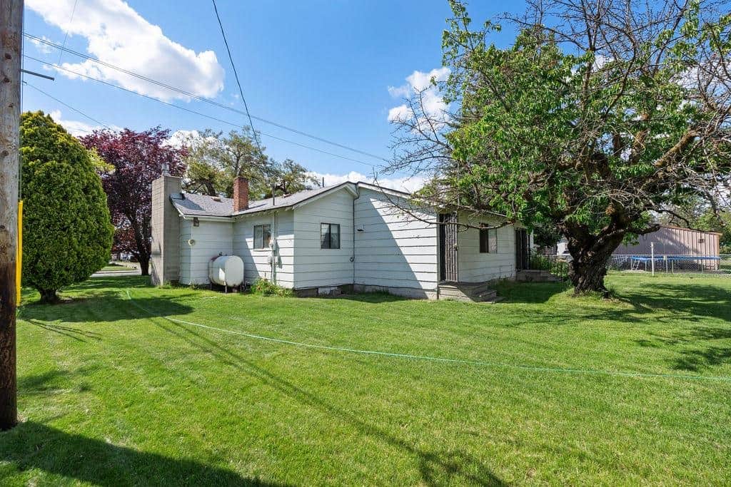 2920 N Regal St thumbnail 10