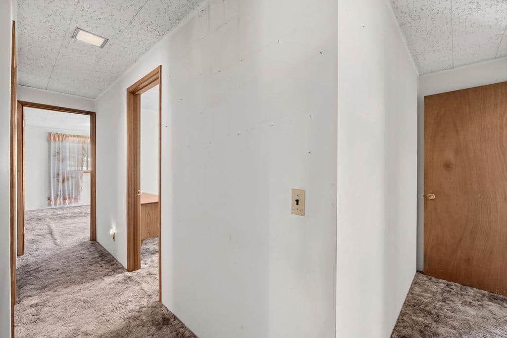 2920 N Regal St thumbnail 17