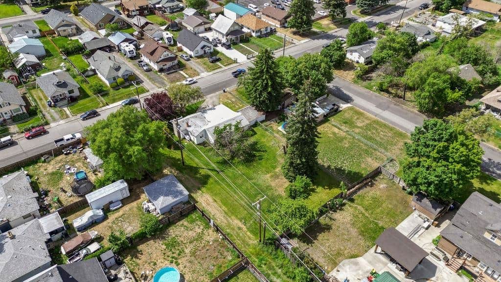 2920 N Regal St thumbnail 33