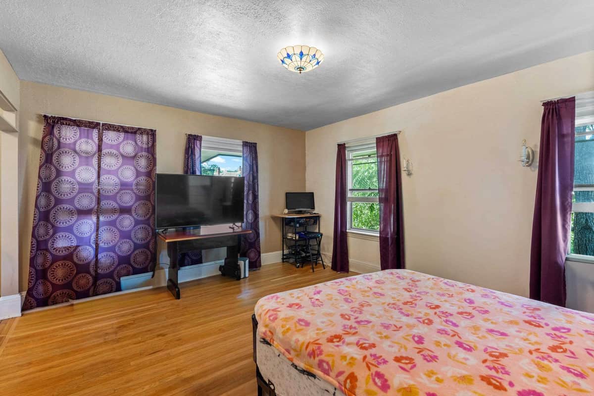 1628 W 8th Ave thumbnail 32