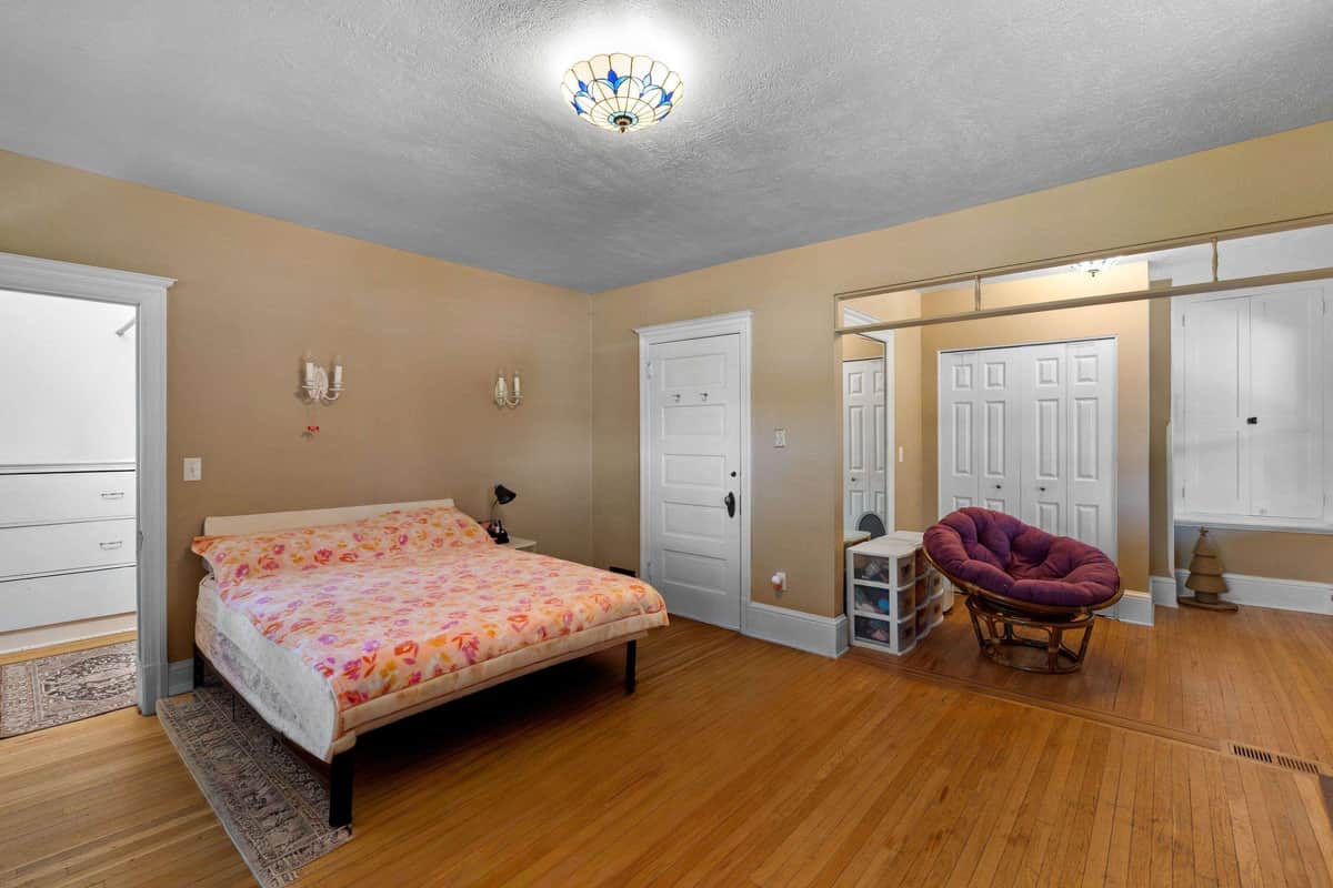 1628 W 8th Ave thumbnail 33
