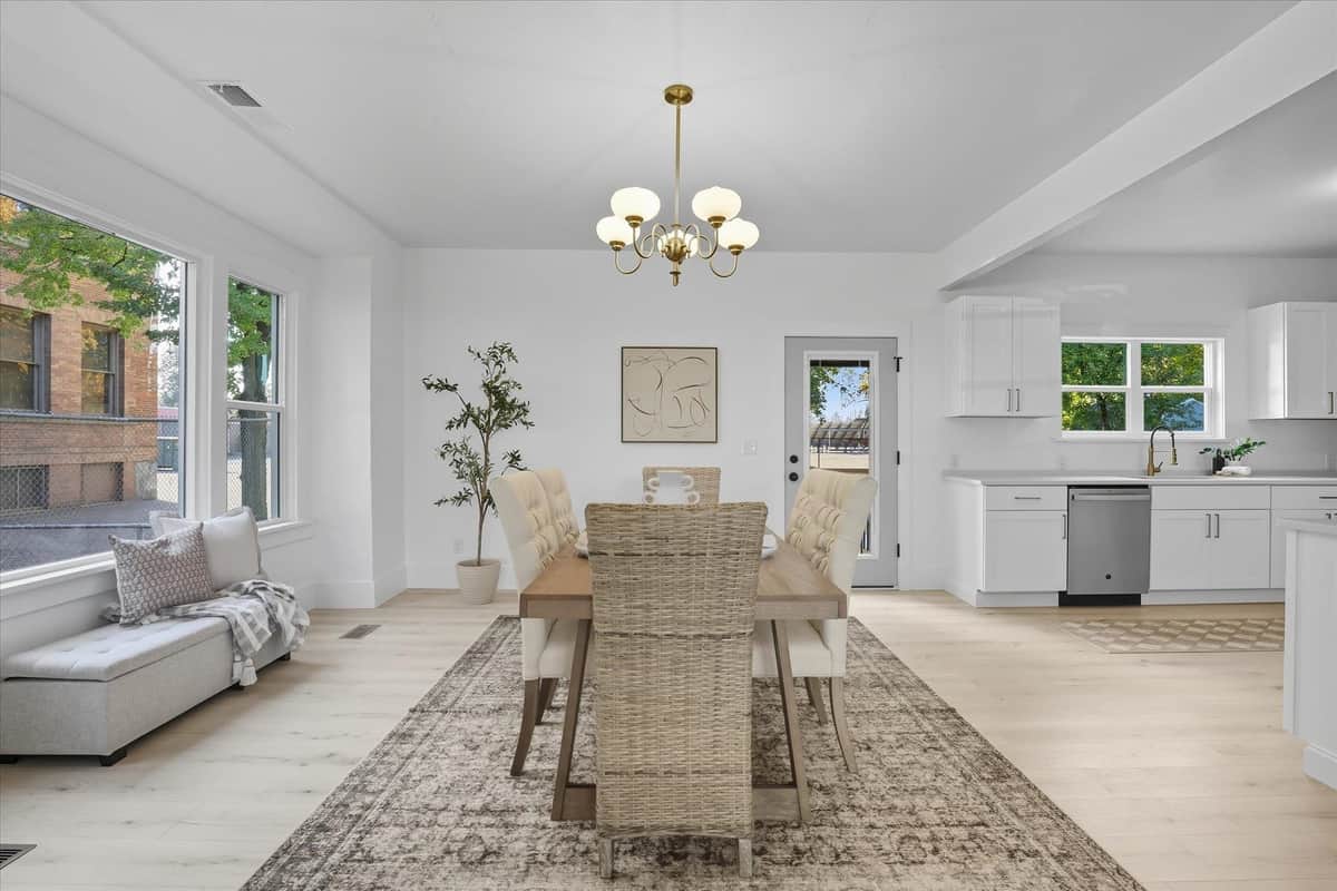 3534 S Grand Blvd thumbnail 6
