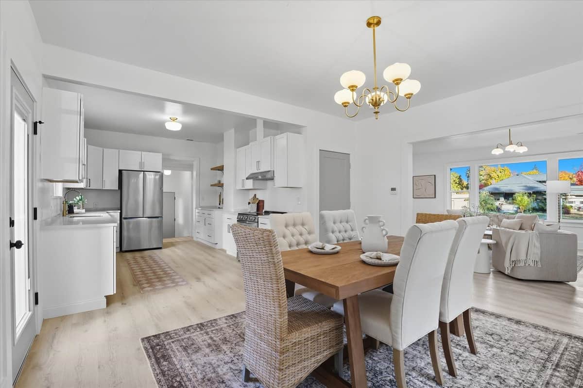 3534 S Grand Blvd thumbnail 7