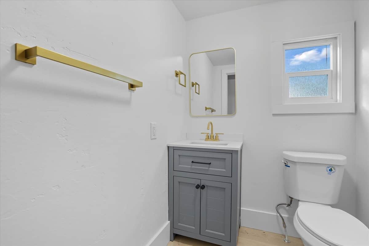 3534 S Grand Blvd thumbnail 22