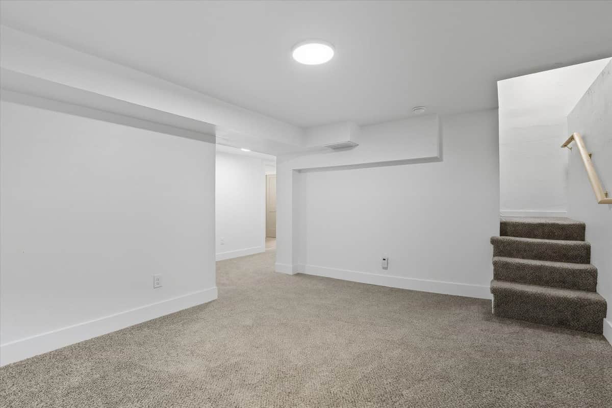 3534 S Grand Blvd thumbnail 23