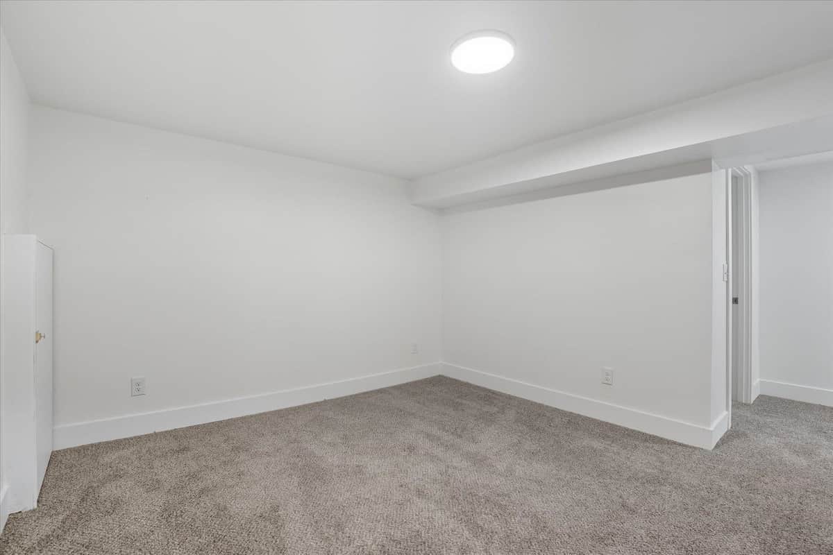3534 S Grand Blvd thumbnail 25