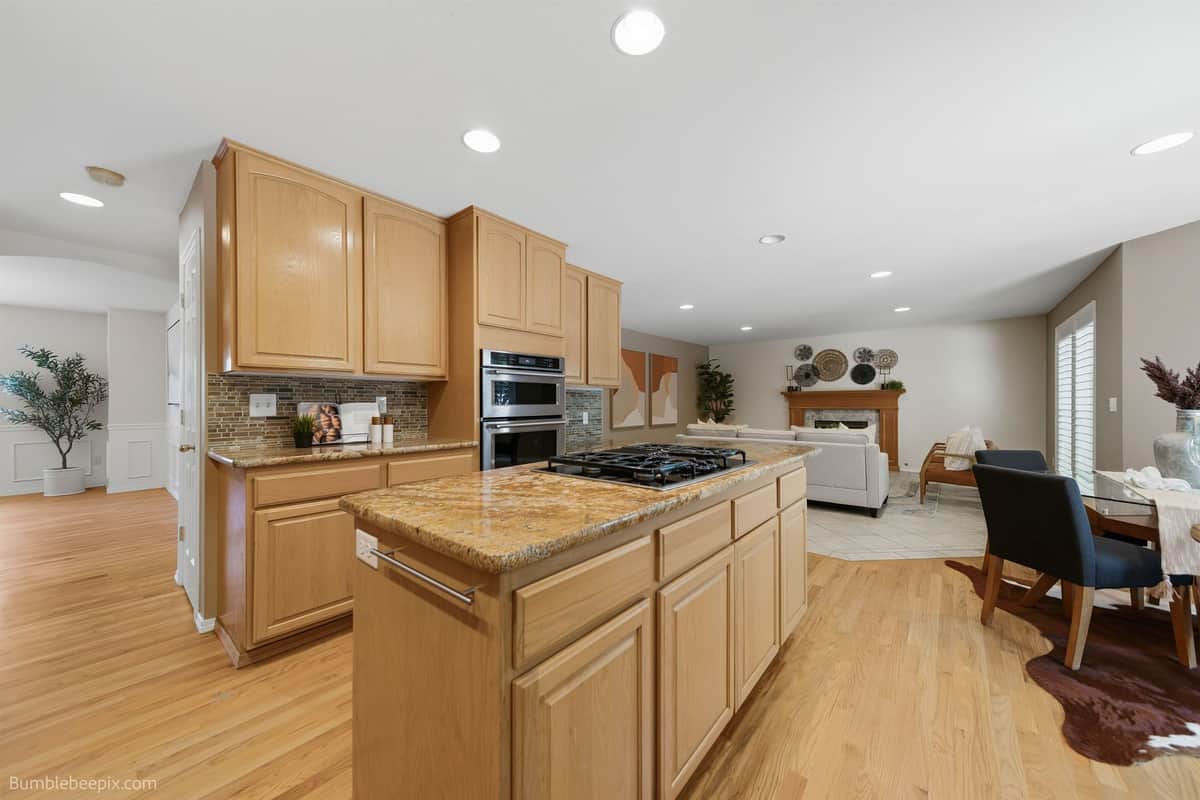 1411 E BLACKWOOD Ln thumbnail 13