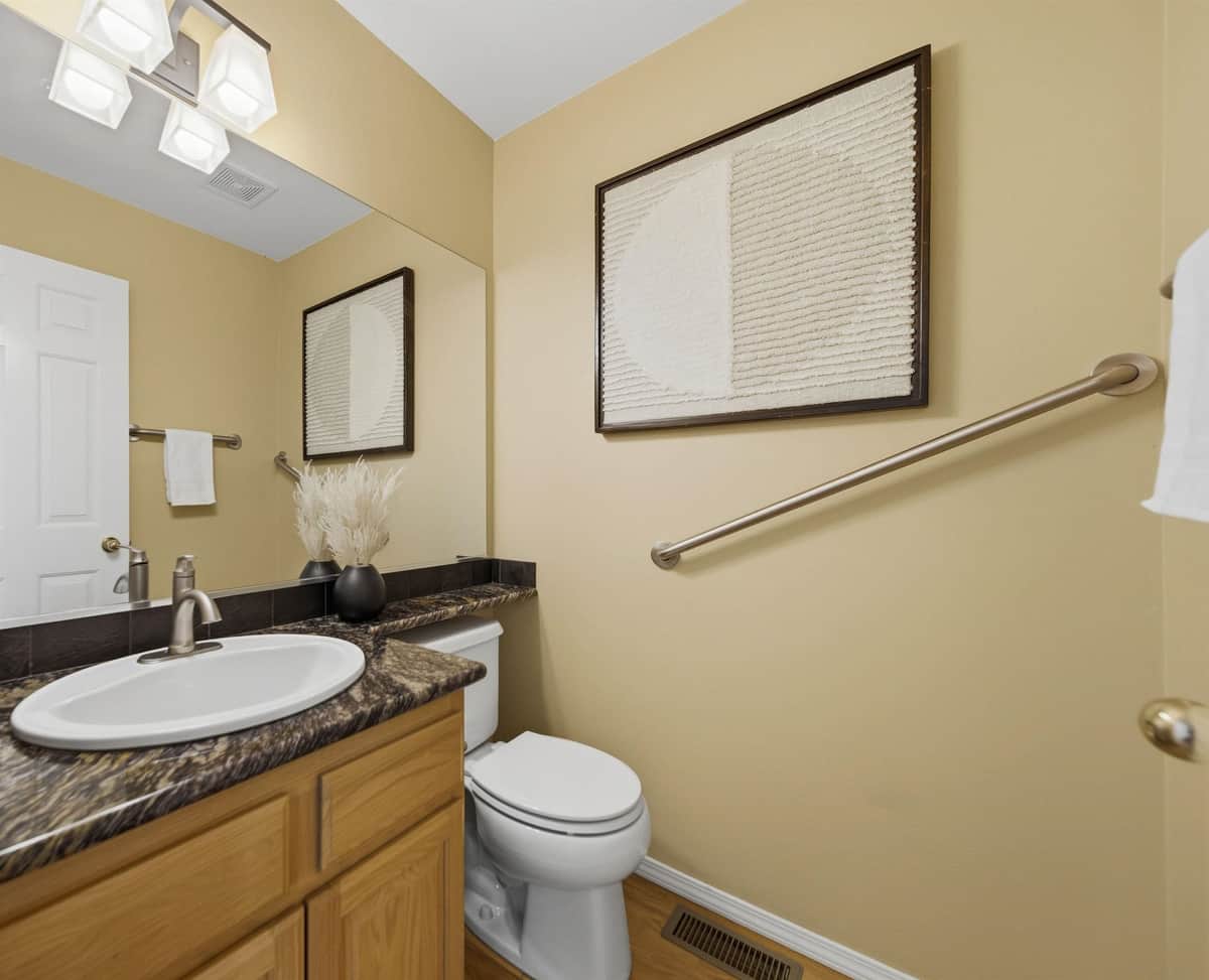 1411 E BLACKWOOD Ln thumbnail 22