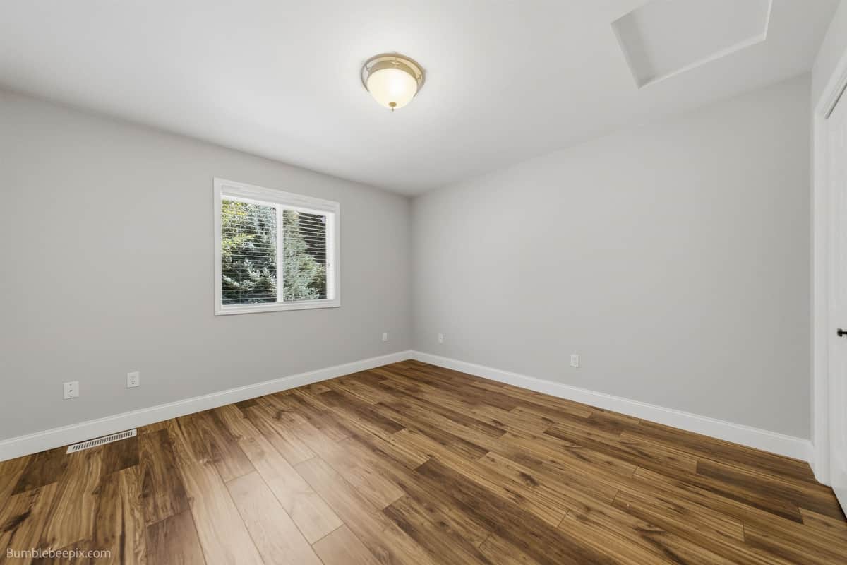 1411 E BLACKWOOD Ln thumbnail 23