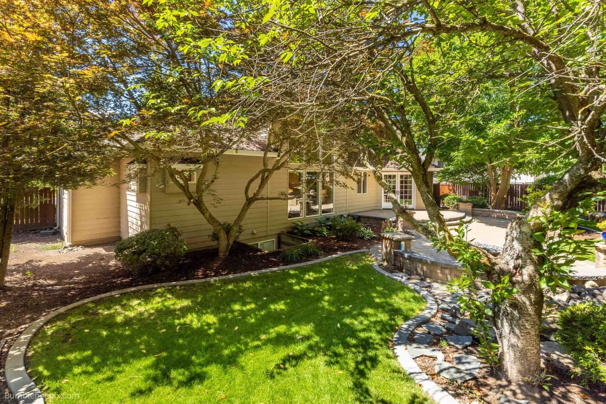 1411 E BLACKWOOD Ln thumbnail 35