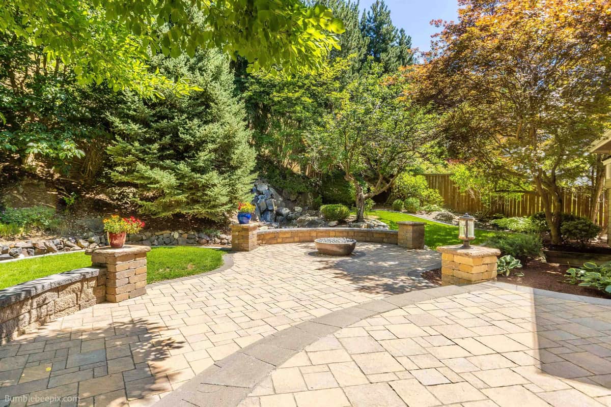 1411 E BLACKWOOD Ln thumbnail 30