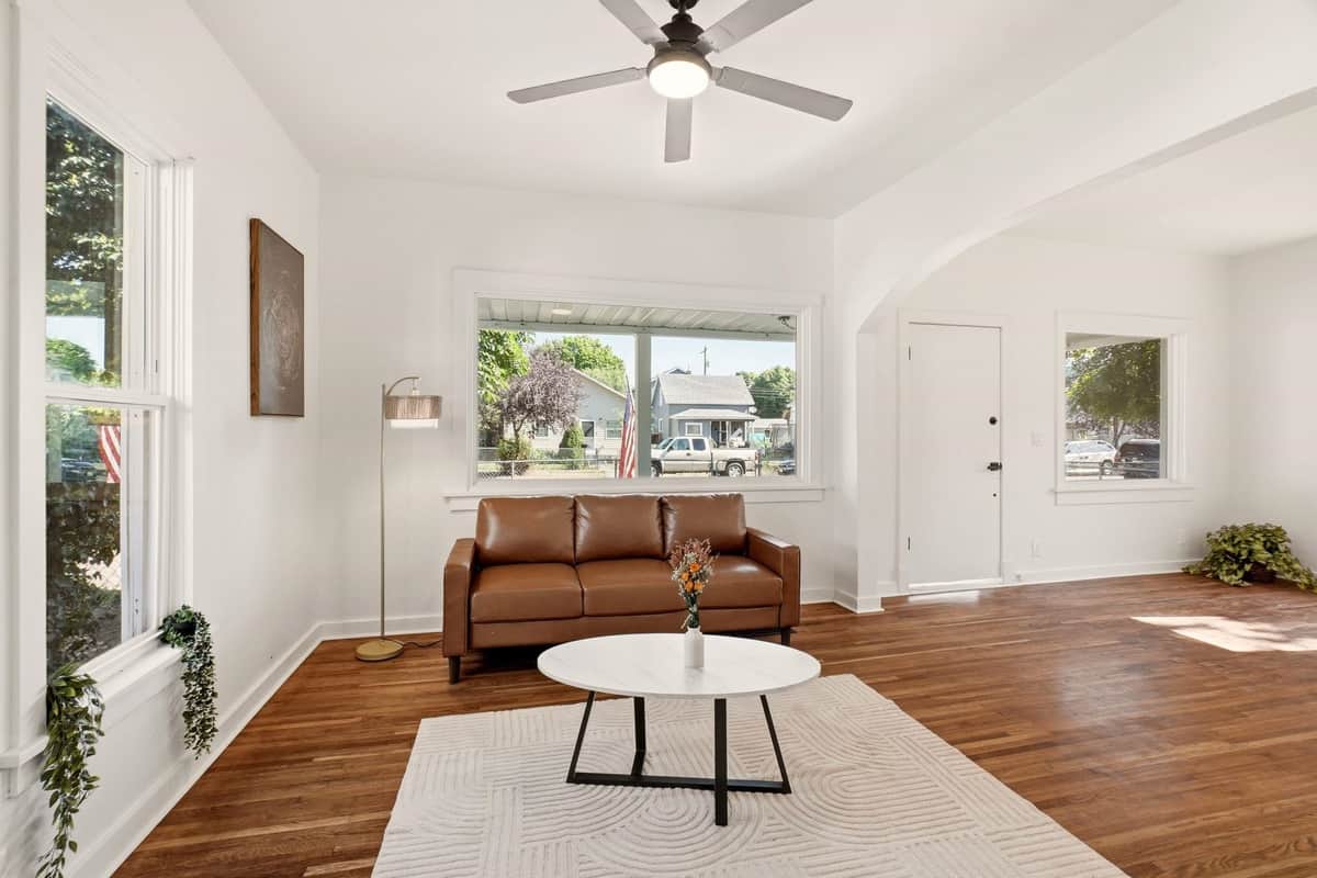 2211 W Gardner Ave thumbnail 5
