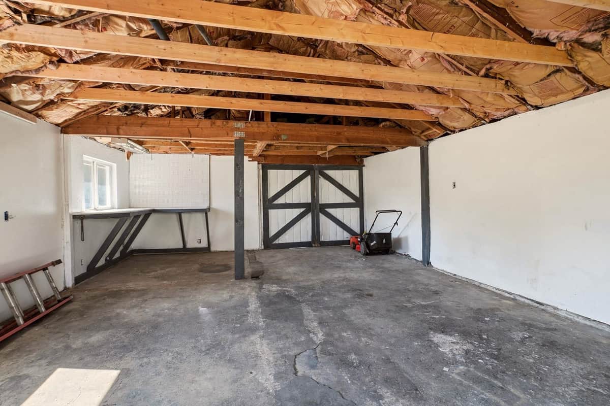 2211 W Gardner Ave thumbnail 26