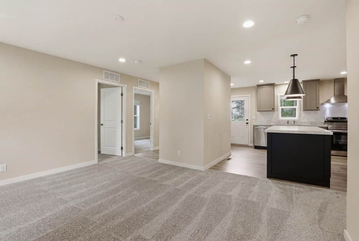 3928 E Lane Park Rd #9 thumbnail 6