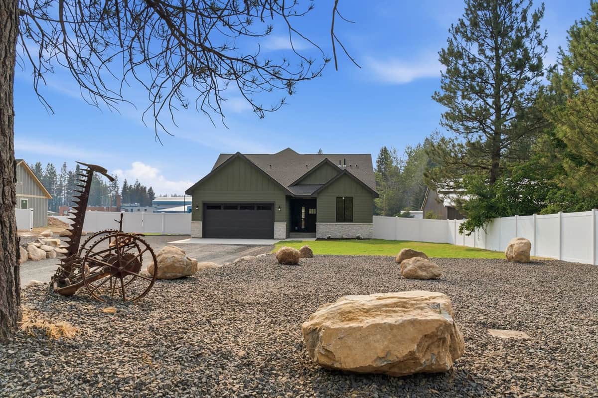 25819 N Chattaroy Cir thumbnail 3