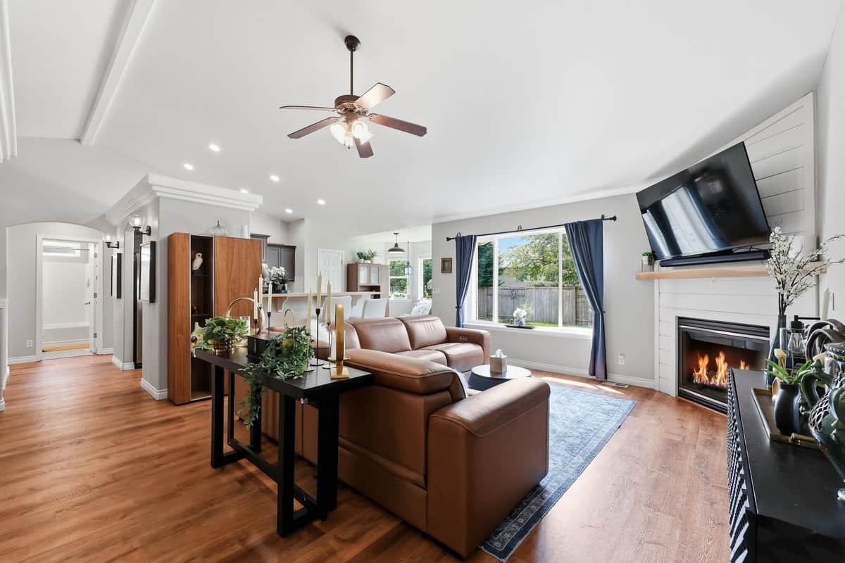 19512 E Knox Ave thumbnail 12