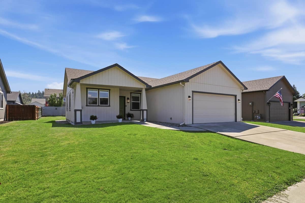 17608 E 2nd Ln thumbnail 29
