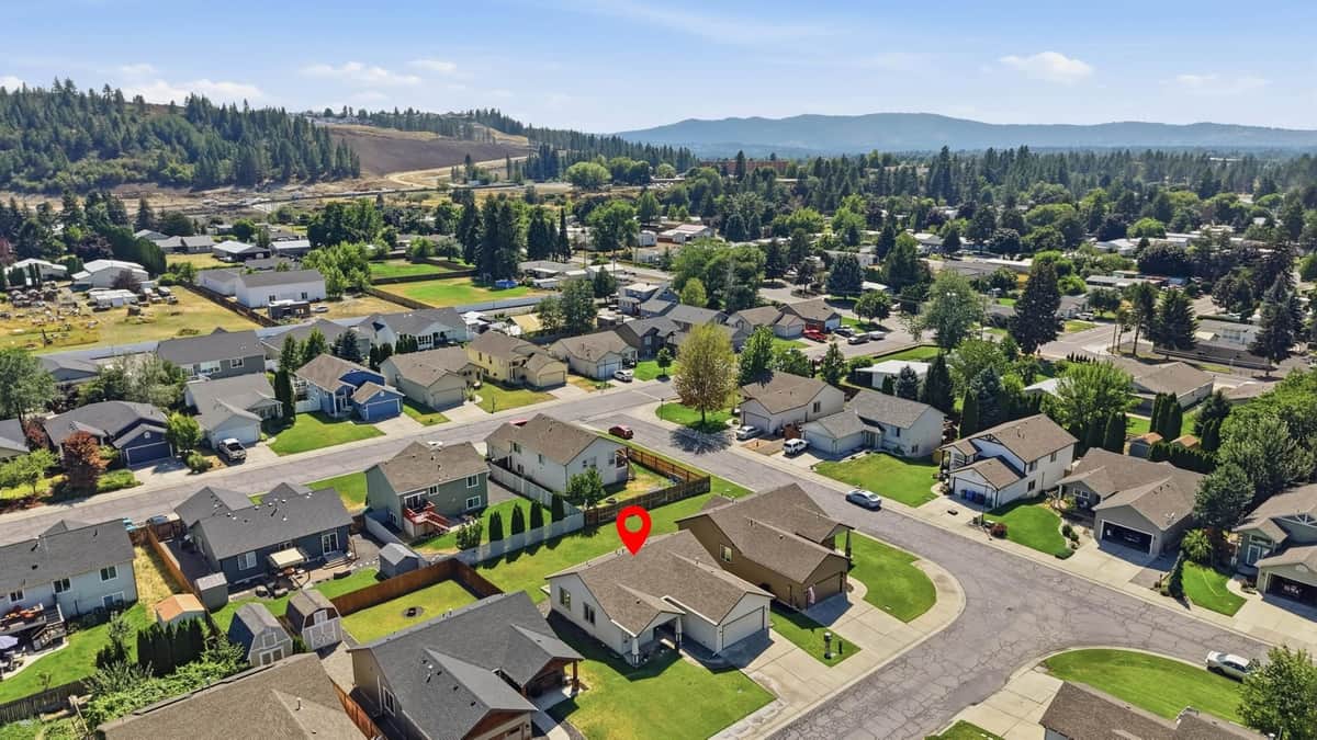 17608 E 2nd Ln thumbnail 34