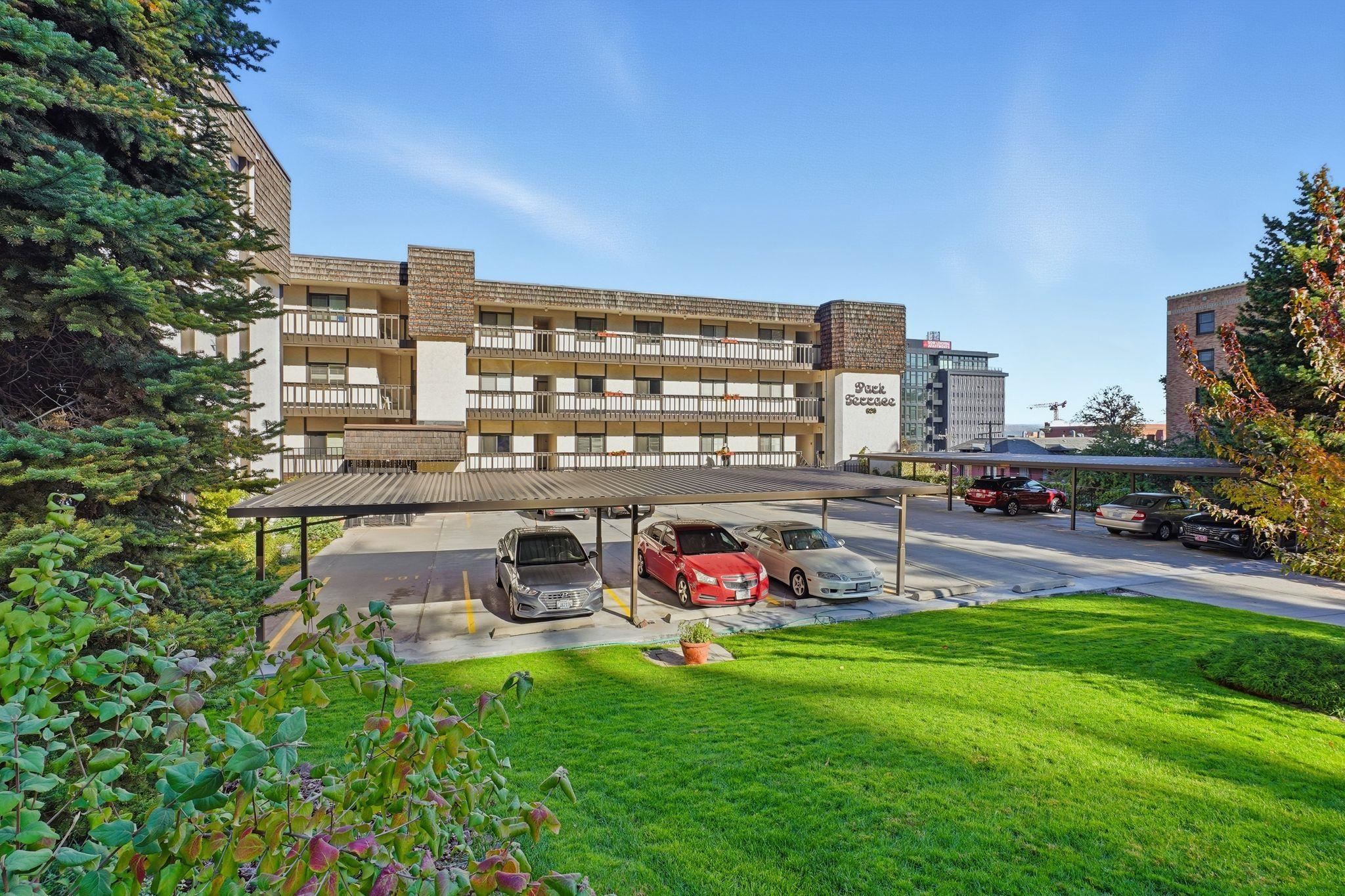 620 W 7TH Unit Ave