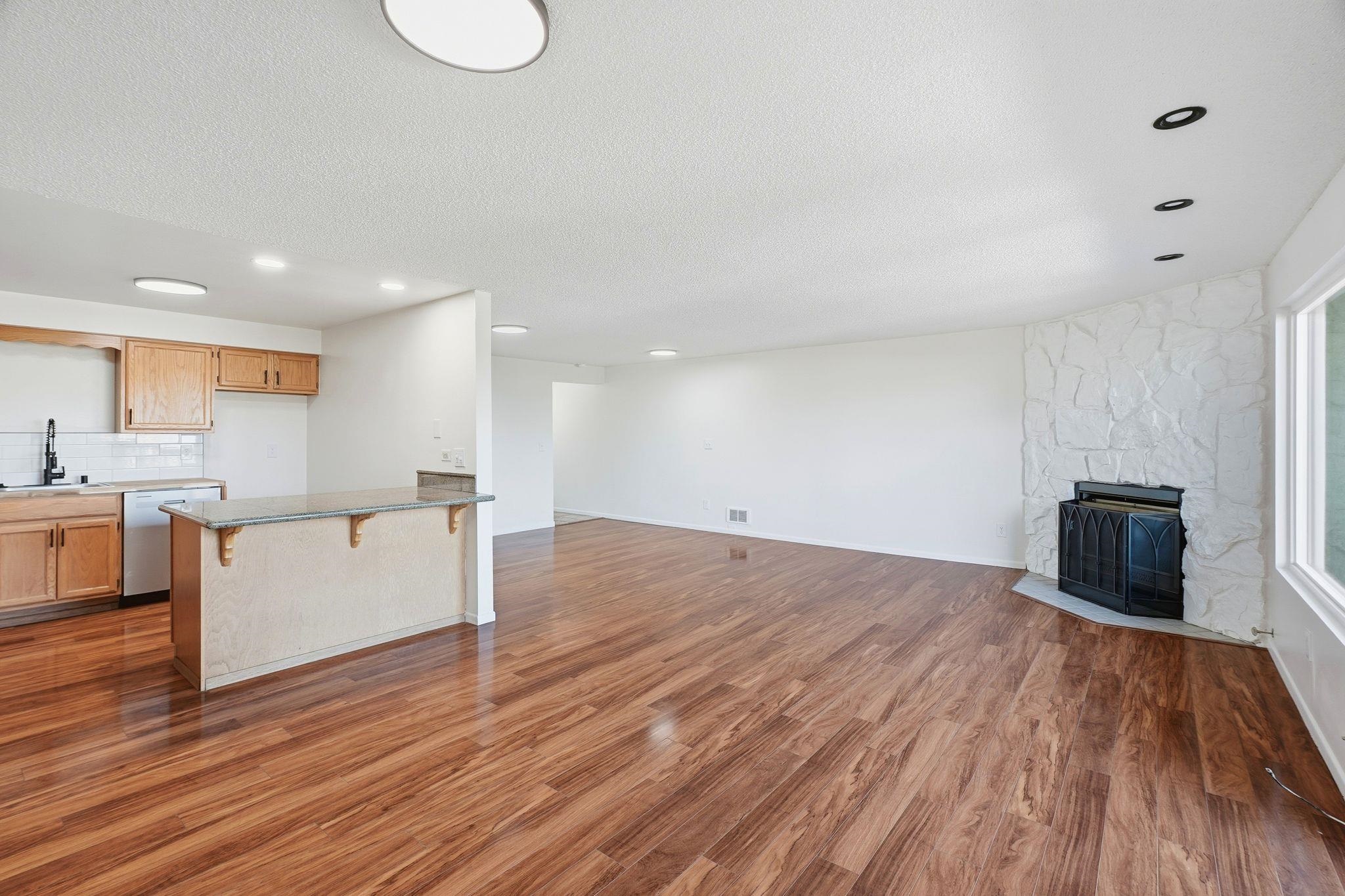 620 W 7TH Unit Ave thumbnail 11