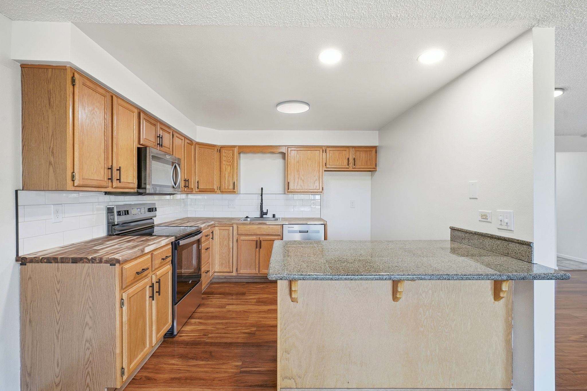 620 W 7TH Unit Ave thumbnail 12