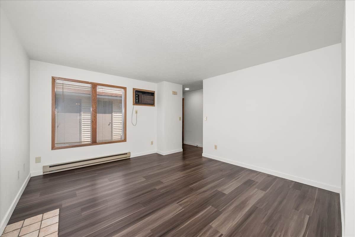 2107 N Houk Rd thumbnail 11