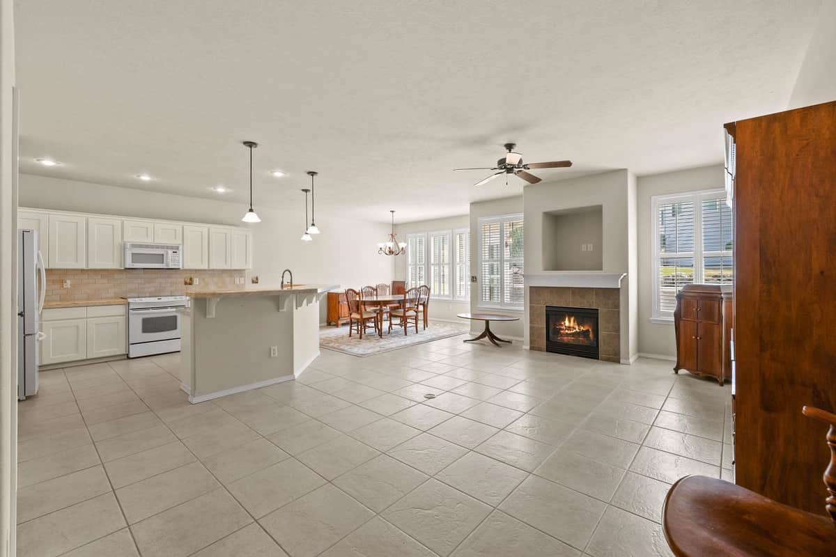 4422 E North Glenngrae Ln thumbnail 7