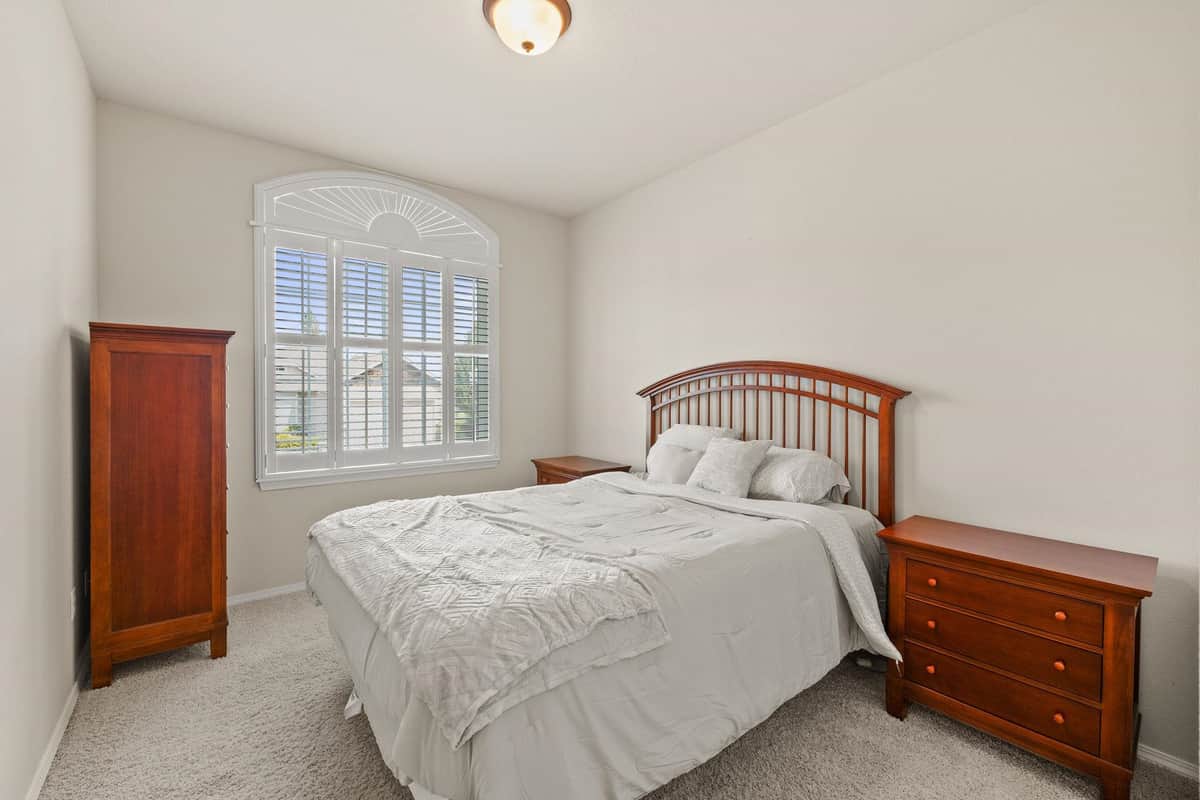 4422 E North Glenngrae Ln thumbnail 16