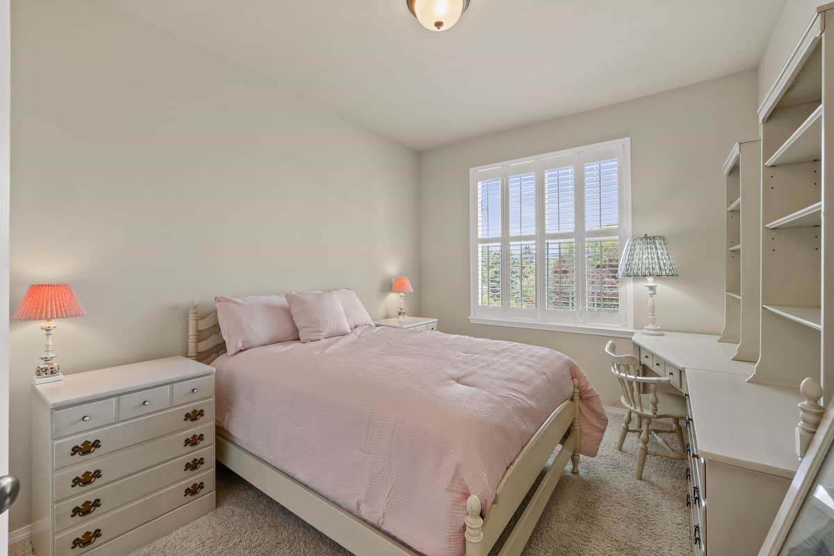 4422 E North Glenngrae Ln thumbnail 17