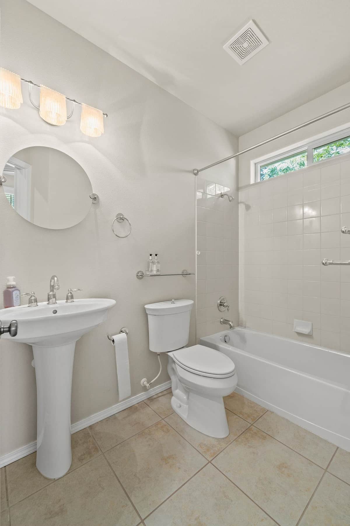 4422 E North Glenngrae Ln thumbnail 18