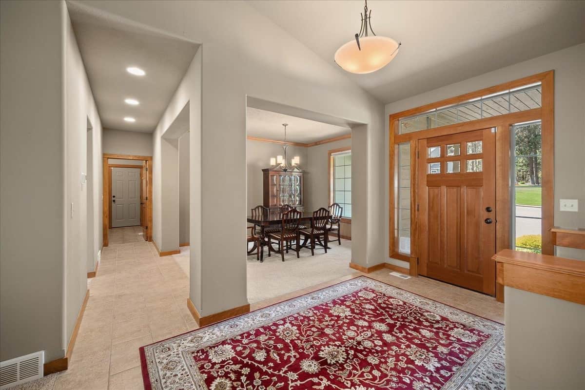 401 W Trailridge Ct thumbnail 4