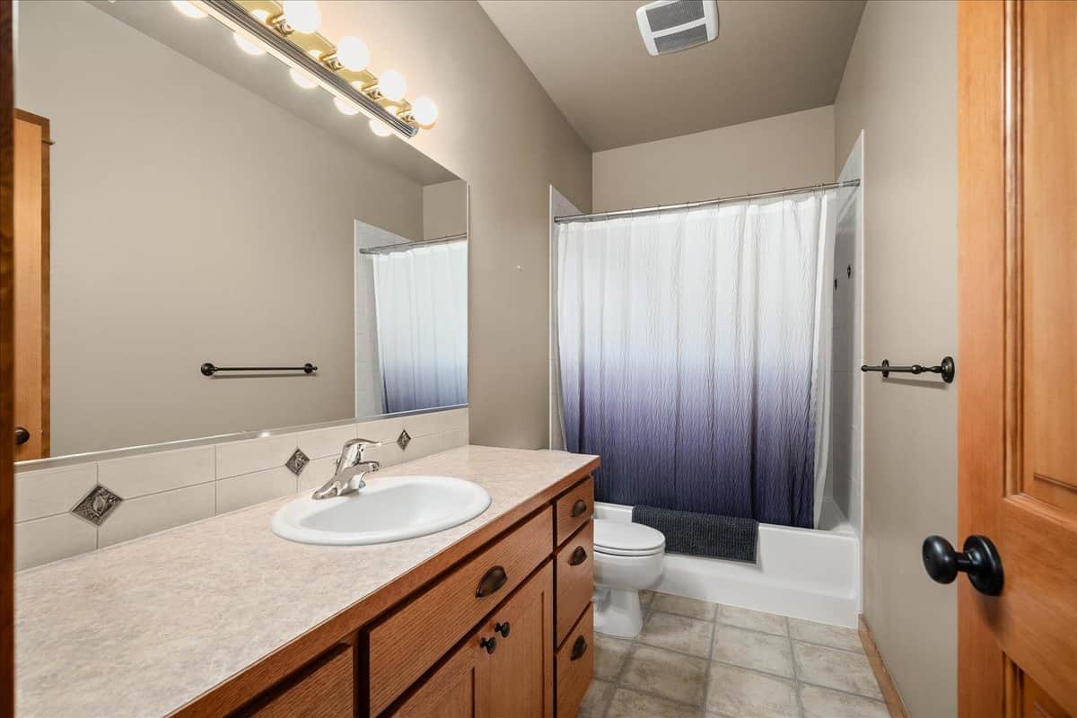 401 W Trailridge Ct thumbnail 27