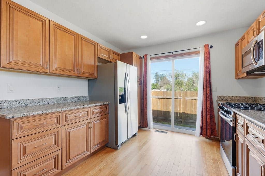 7125 N Crestline St thumbnail 6