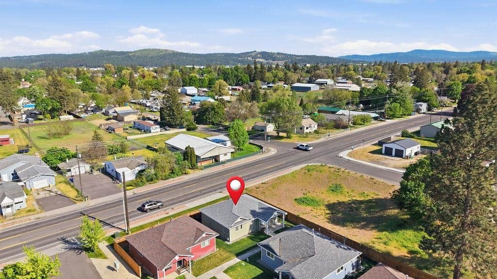7125 N Crestline St thumbnail 31