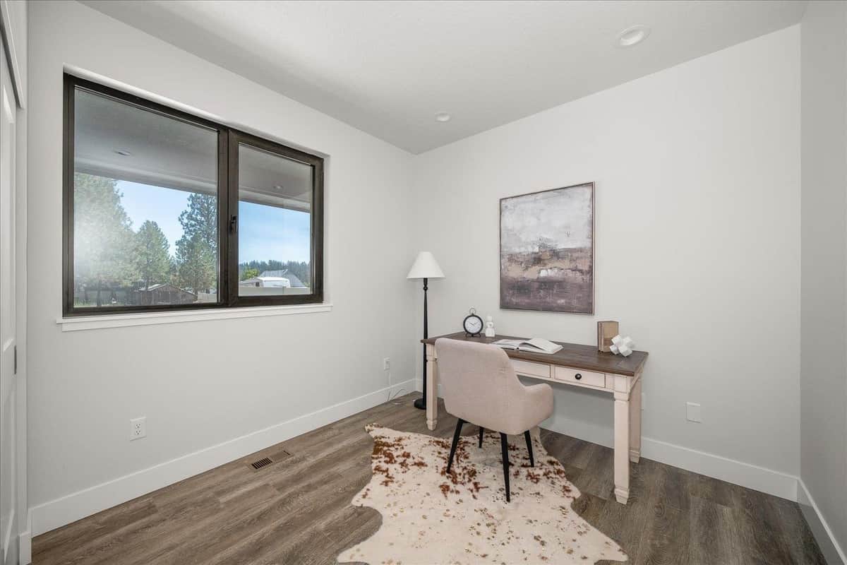 3402 E Yearling Rd thumbnail 30