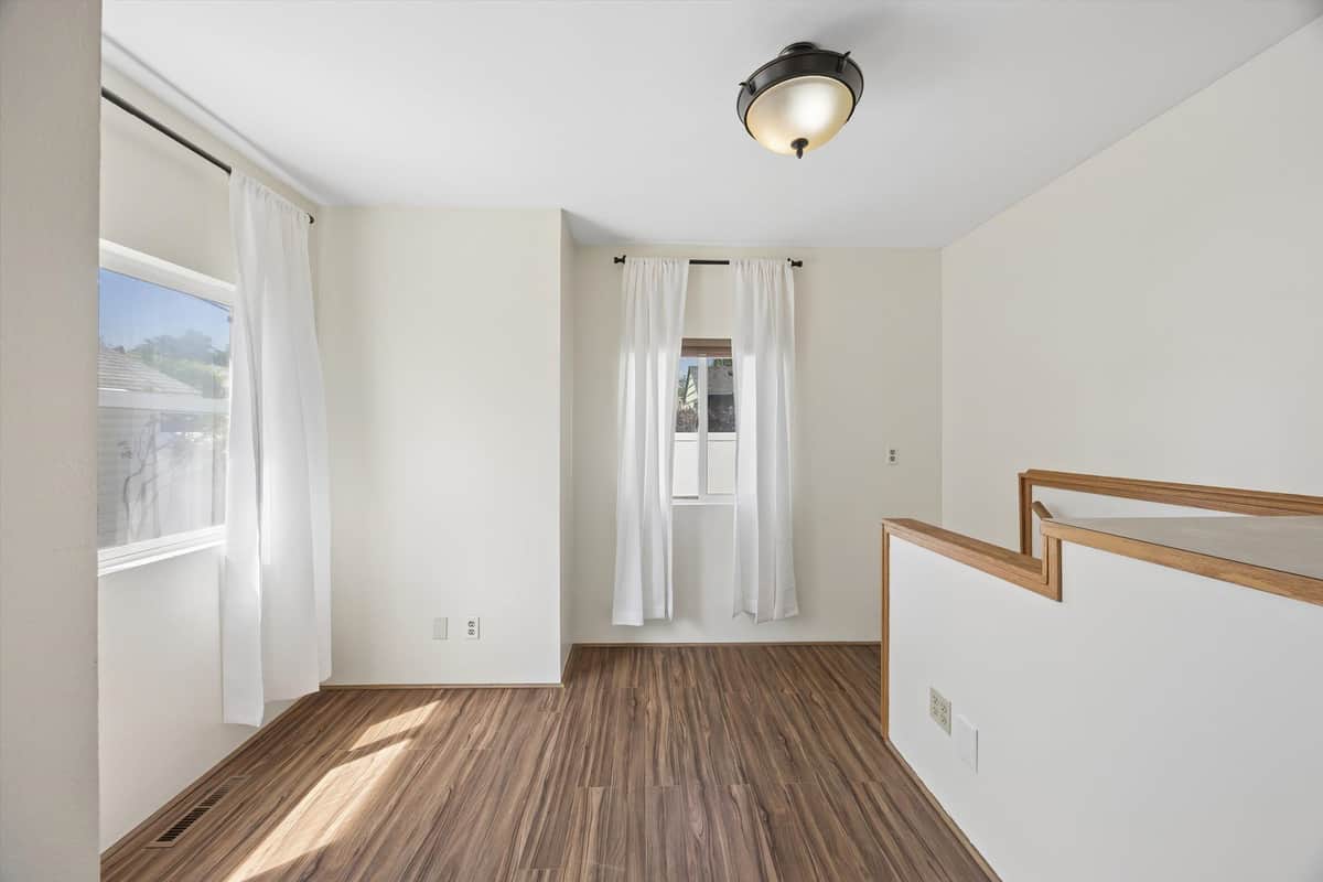 534 E Wabash Ave thumbnail 10