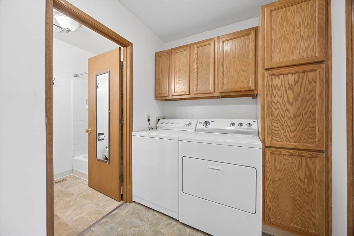 534 E Wabash Ave thumbnail 18