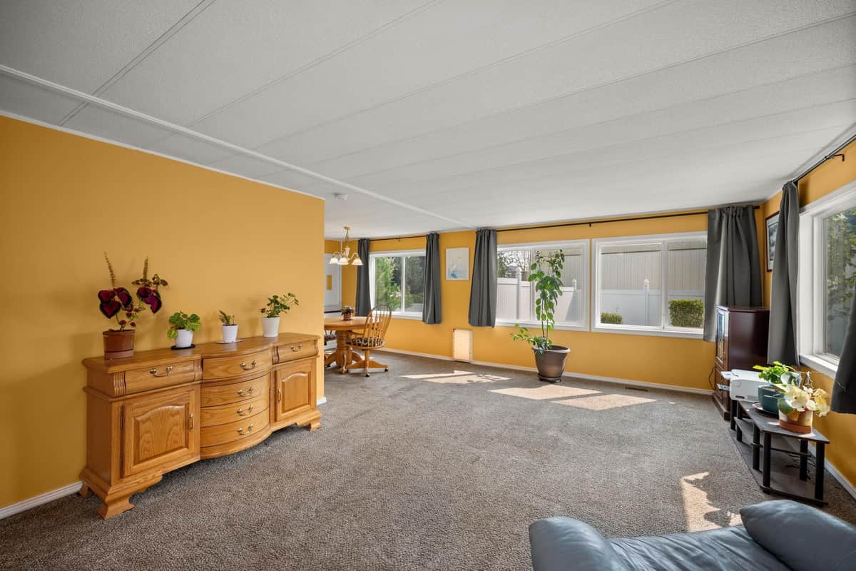 3408 E Hastings Ave thumbnail 13