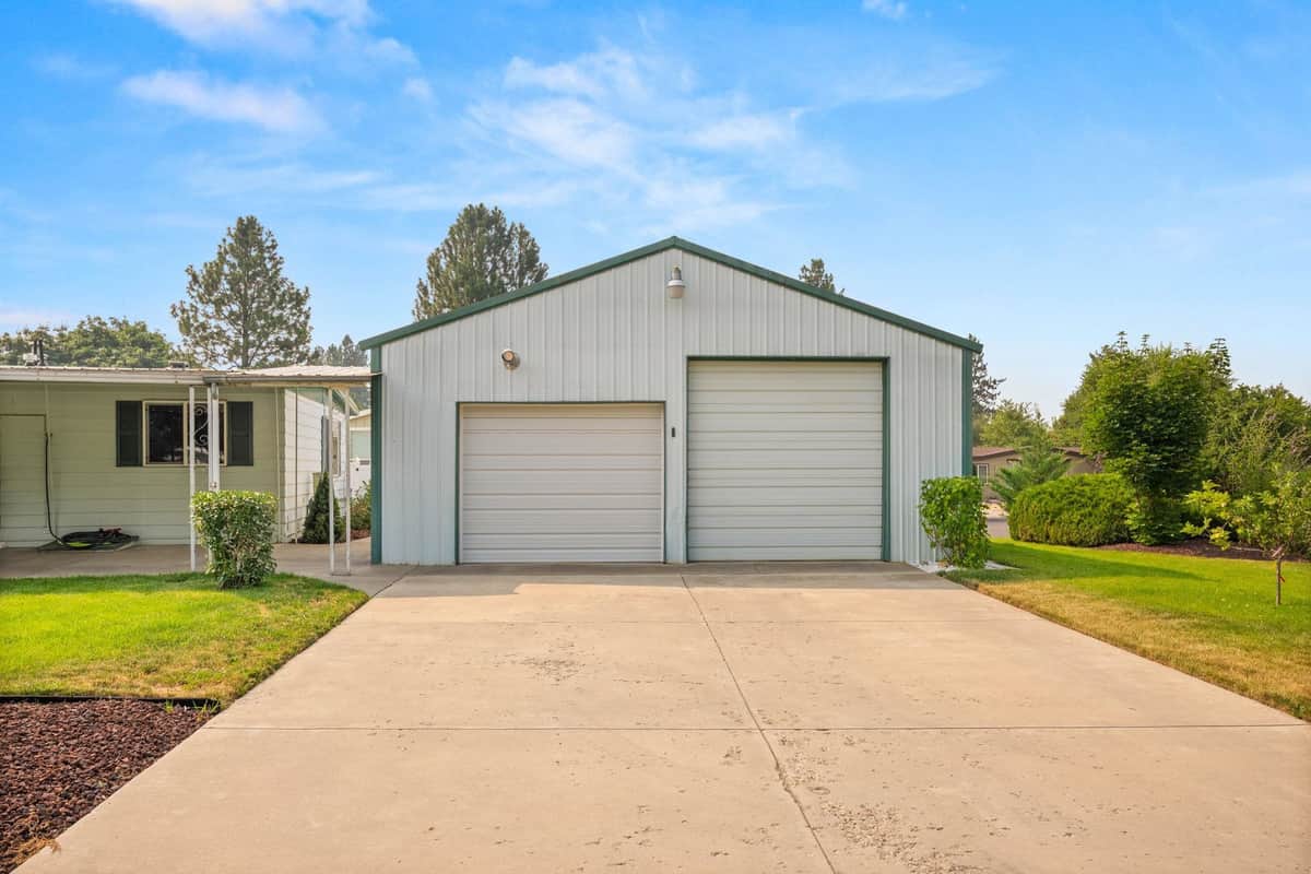 3408 E Hastings Ave thumbnail 22