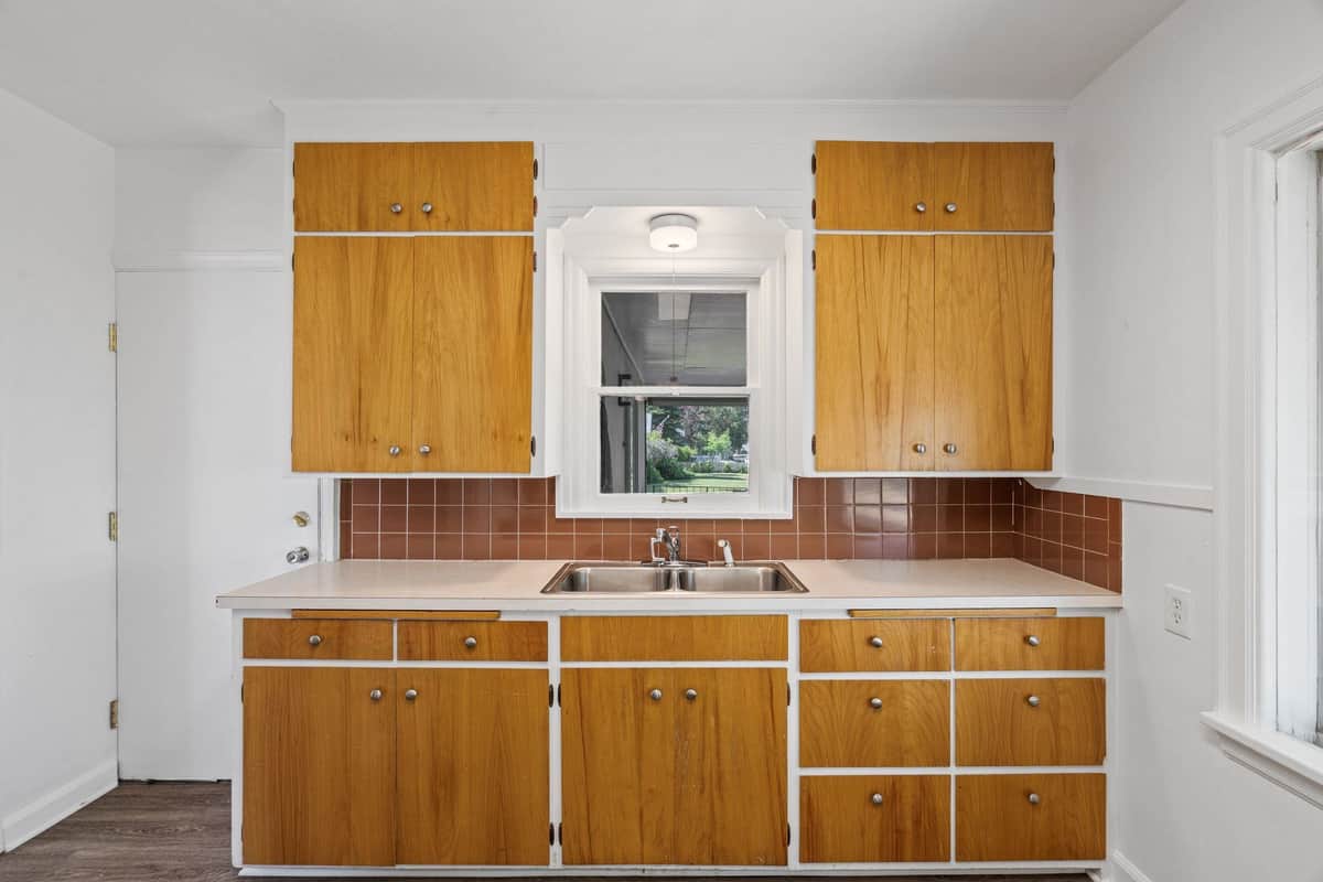 5504 N Post St thumbnail 7