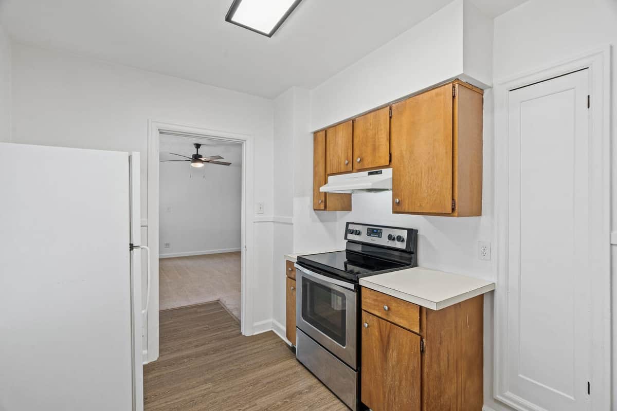 5504 N Post St thumbnail 9