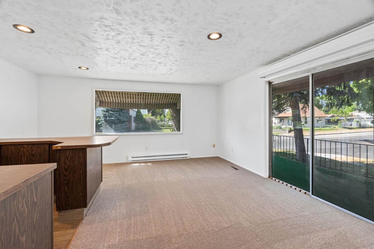 5504 N Post St thumbnail 10