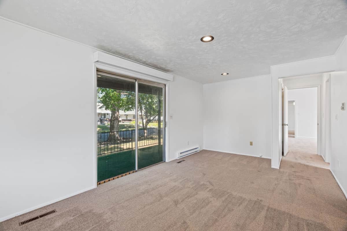 5504 N Post St thumbnail 11