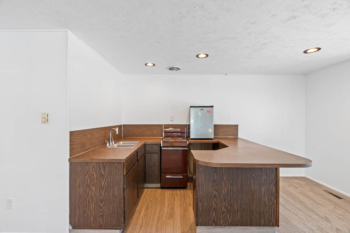 5504 N Post St thumbnail 15