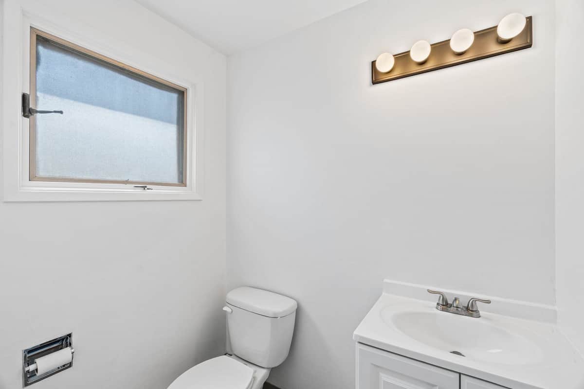 5504 N Post St thumbnail 16