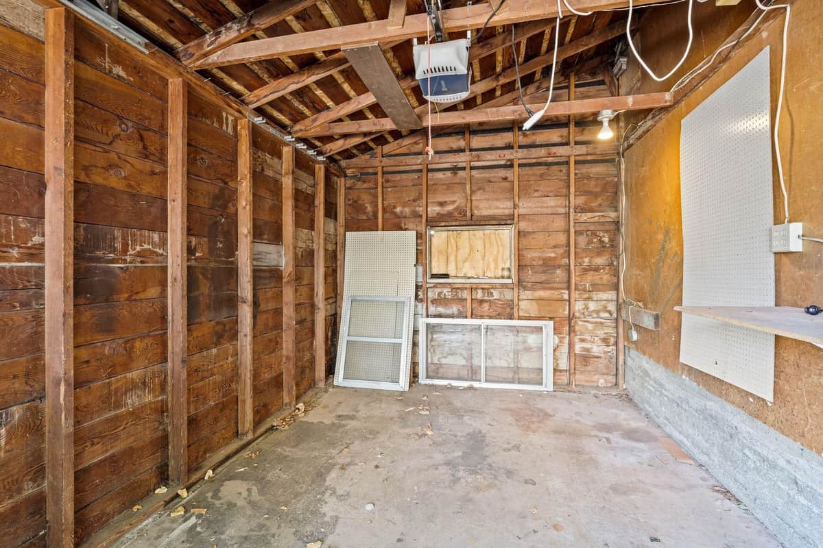 5504 N Post St thumbnail 28