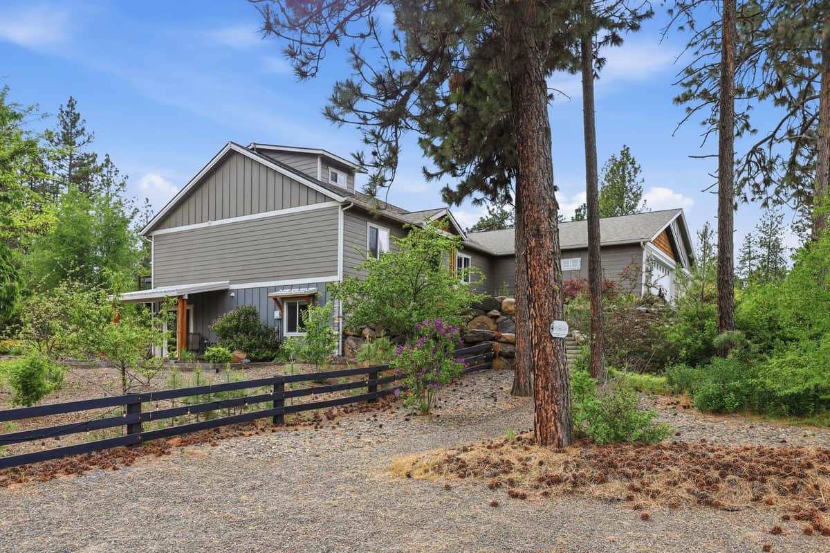 5515 S Russell Ln thumbnail 3