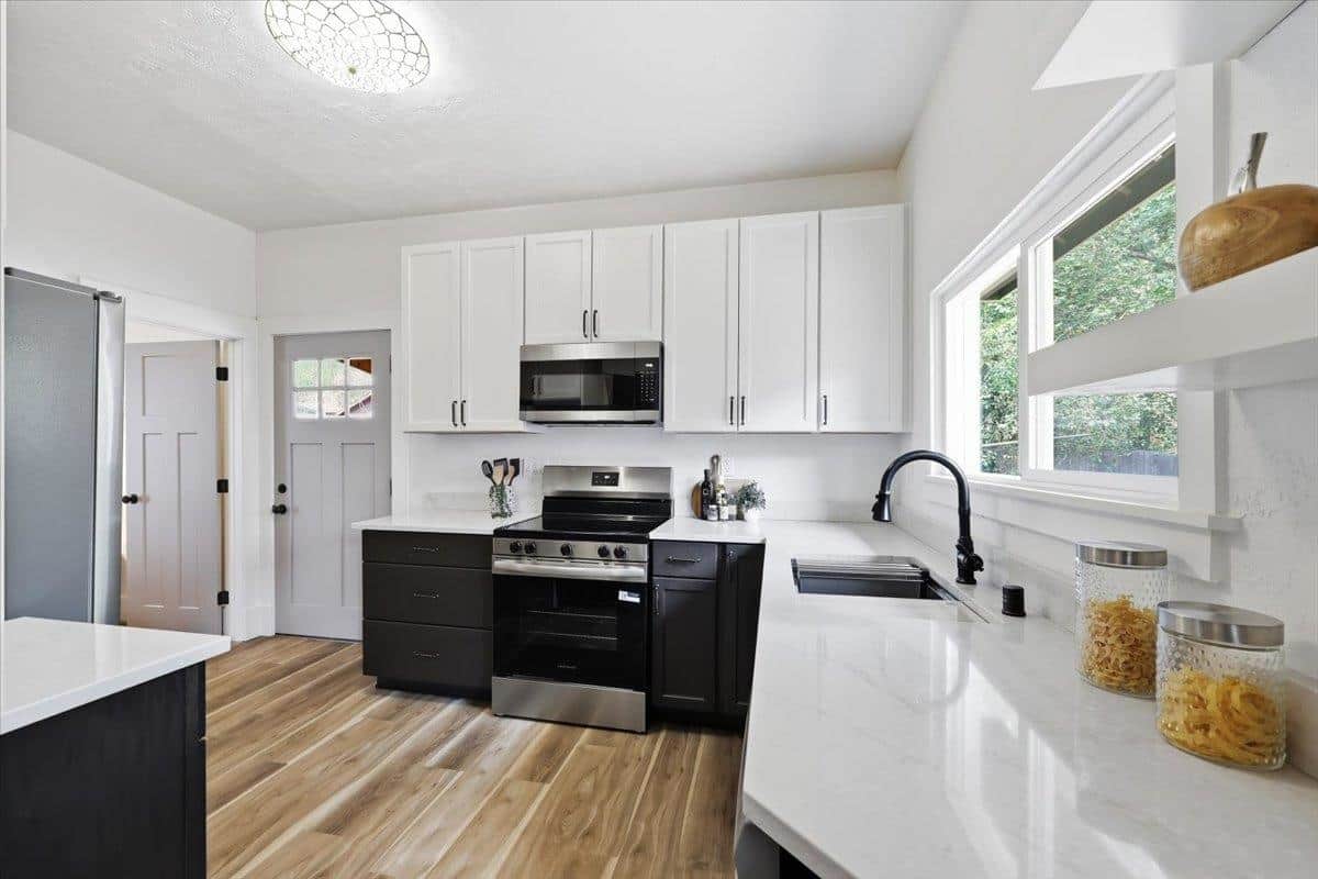 953 E 9th Ave thumbnail 19