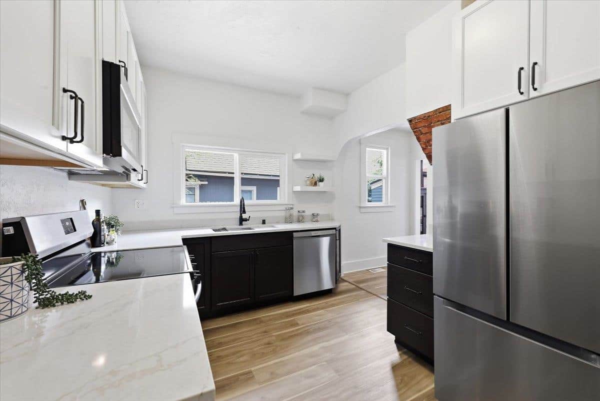 953 E 9th Ave thumbnail 20