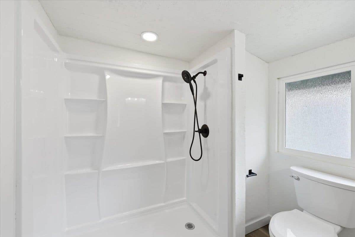 953 E 9th Ave thumbnail 34